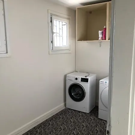 Enormous Duplex Flat On Main Street, Great View *