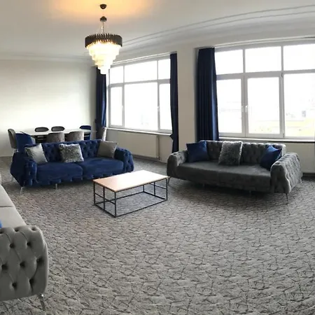 Enormous Duplex Flat On Main Street, Great View * Istanboel
